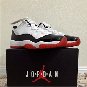 Jordan 11 Low “Gym Red”